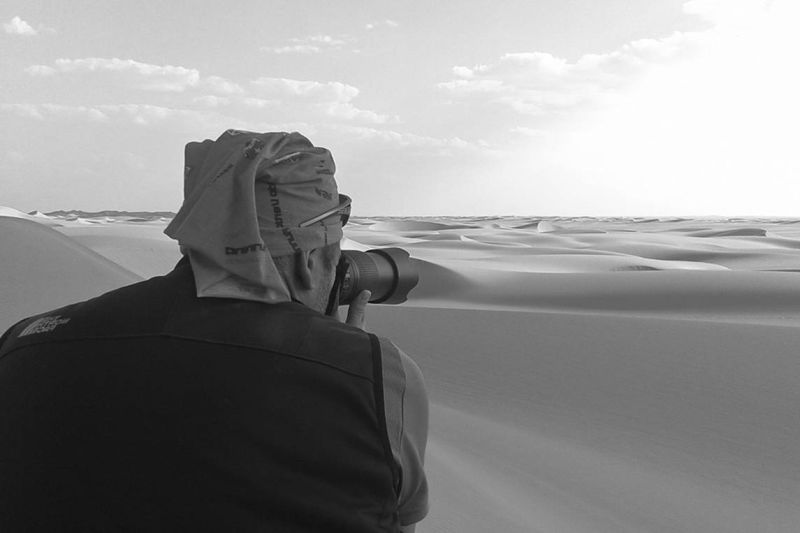 Nik Barte shooting in Abu Muharrik Desert, Egypt Sahara